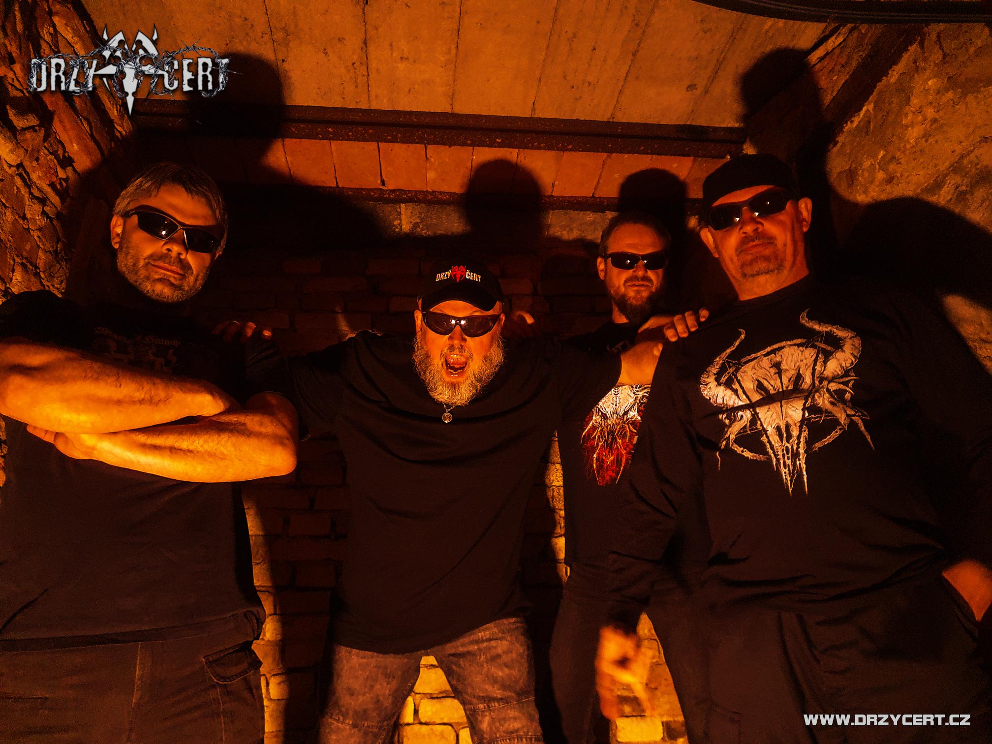 Drzý Čert - Strach - single - download