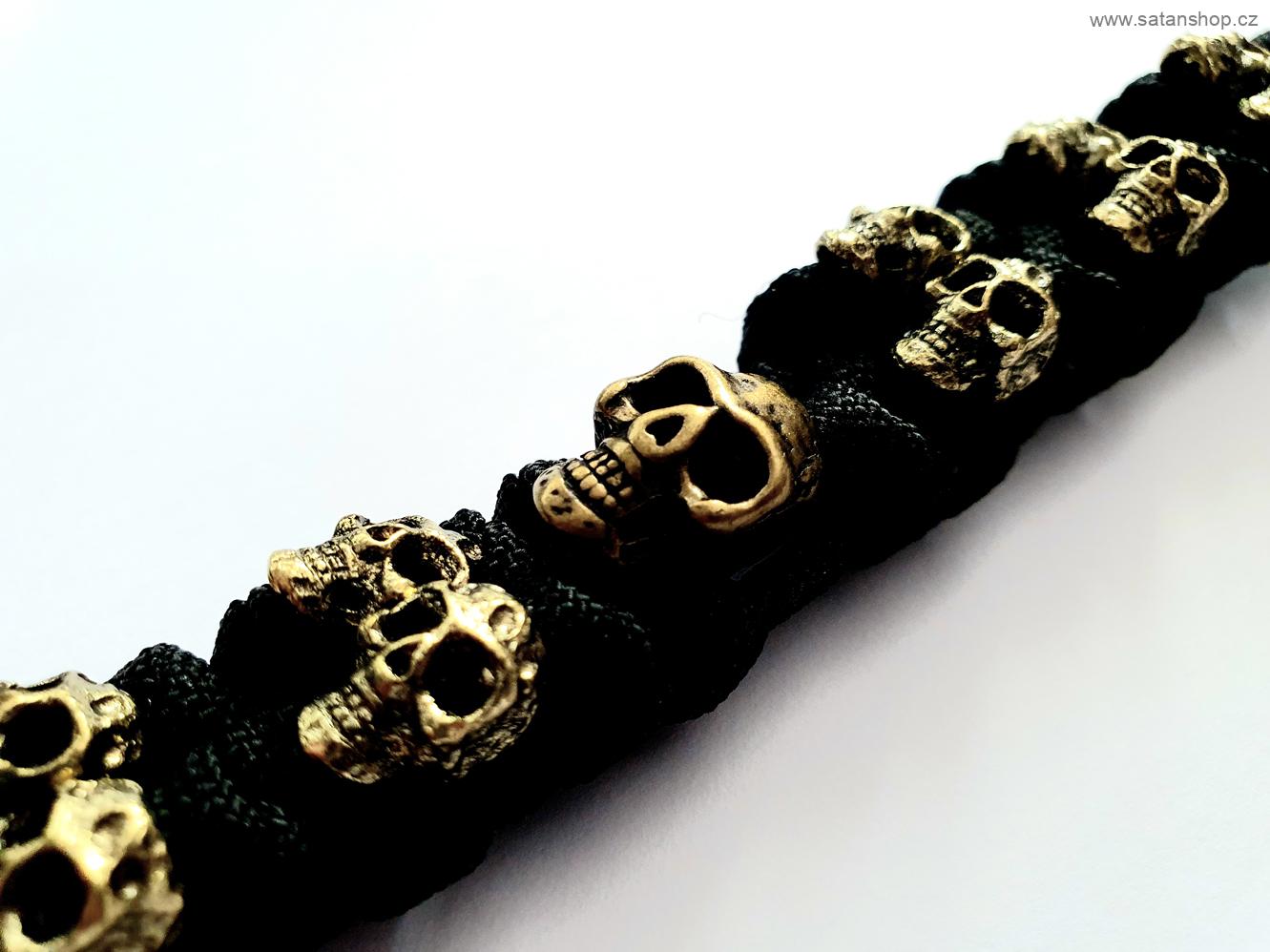 Náramek - Skulls on Hand